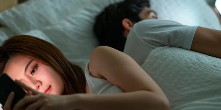 上海侦探公司：80后夫妻闹离婚夫妻共同财产如何分割？