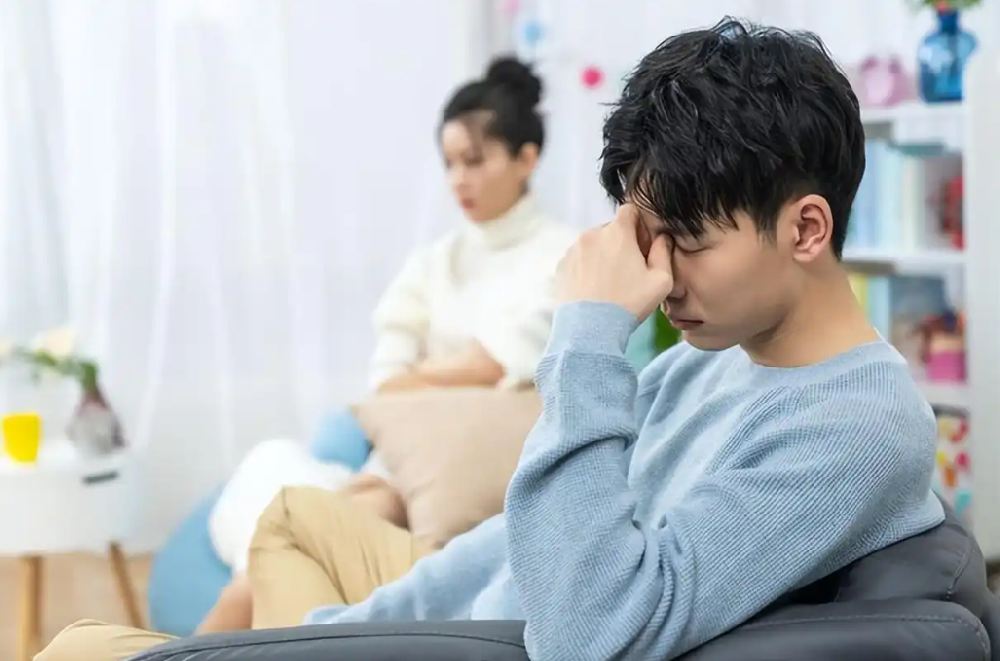 上海市私家侦探：如果发现对方有婚外情倾向应该怎么办